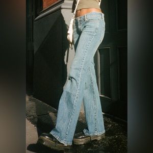 Brandy Melville Brielle 90s Jeans